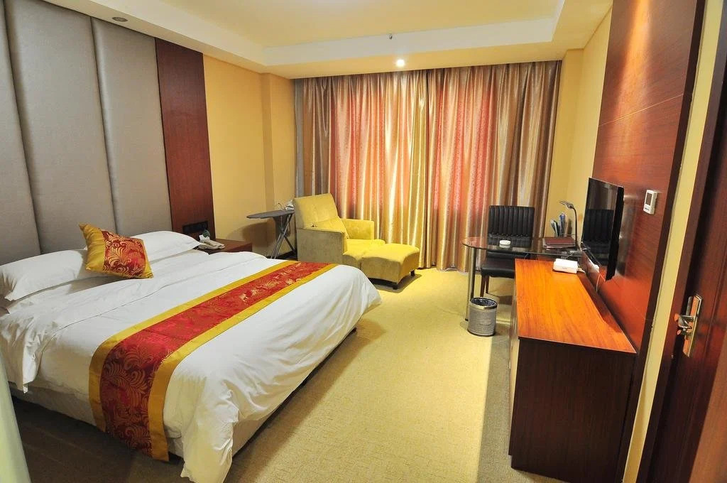 Wei Shan Lake Hotel
