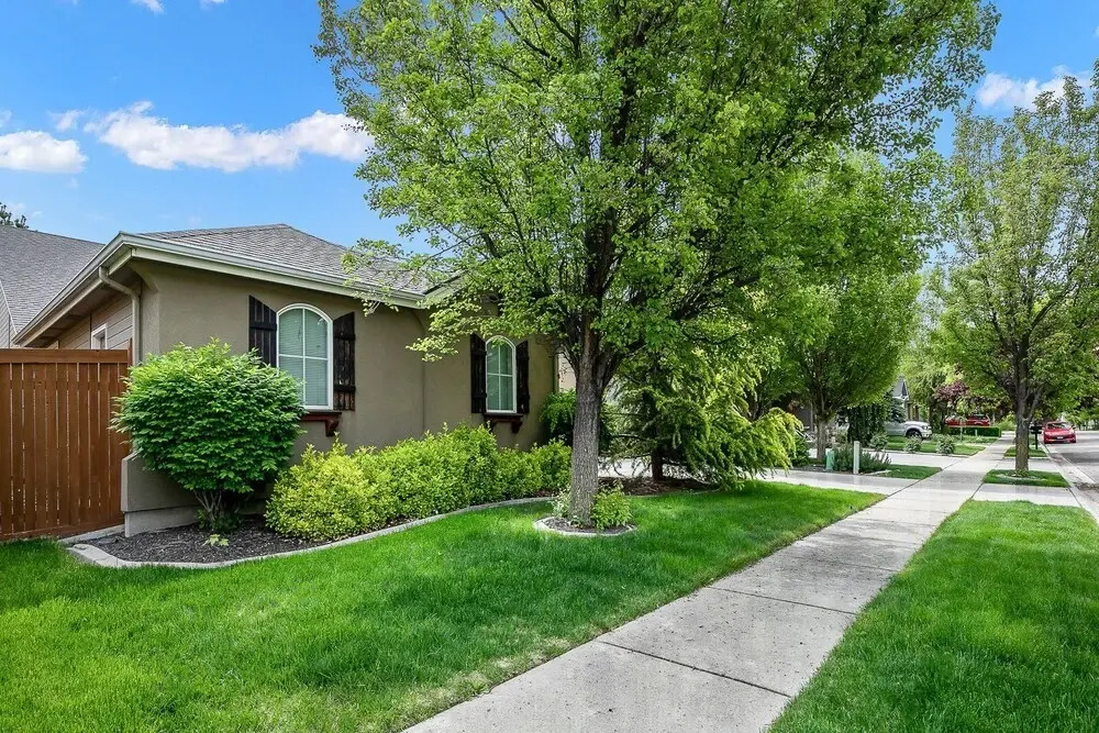 Heart Of Meridian Home Just Mins From The Village