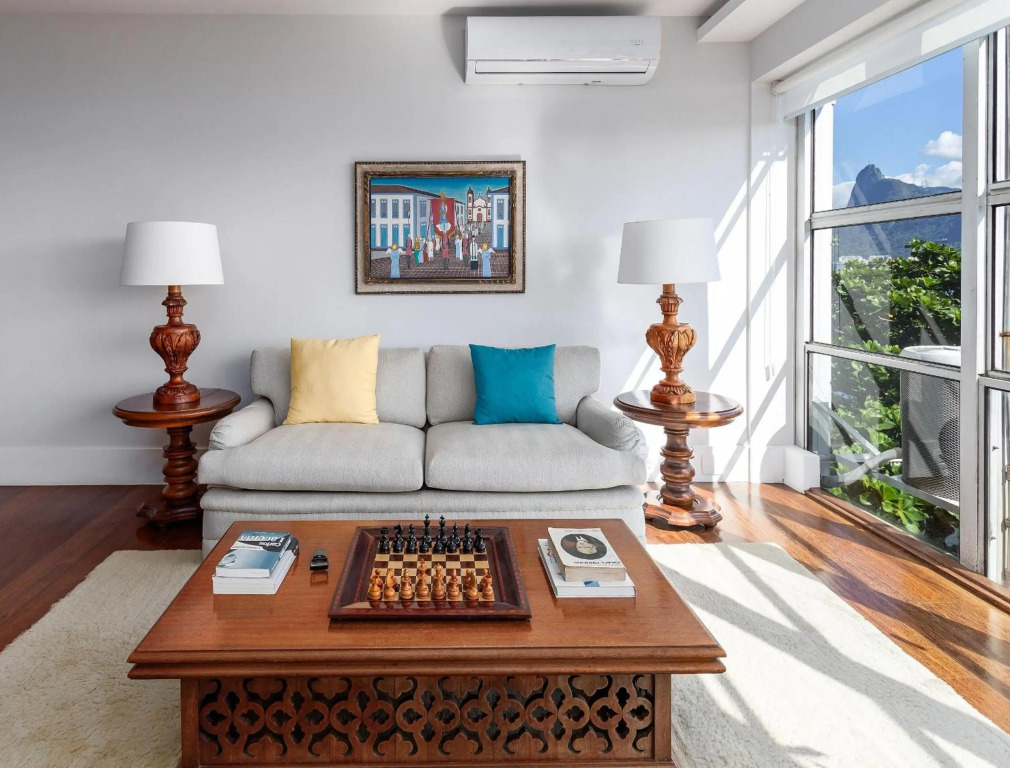 Apartmento de luxo na Urca com vistas incríveis - a 2 min da praia