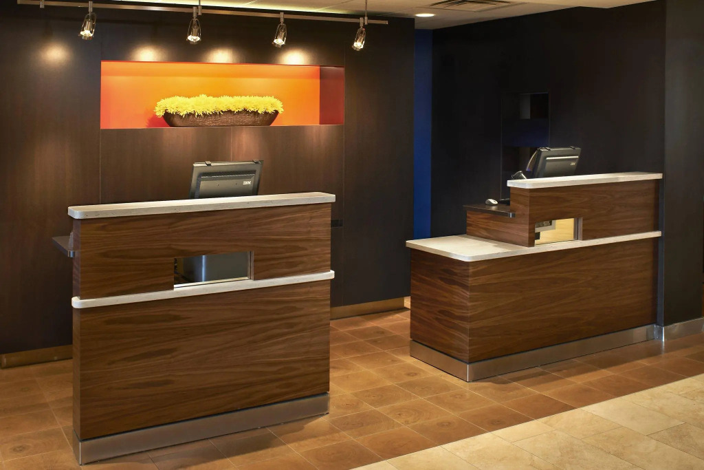 Courtyard by Marriott Cincinnati-Covington