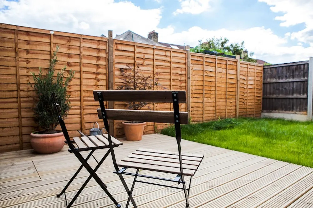 Stunning 4 Bed East London Apartment Sleeps 10
