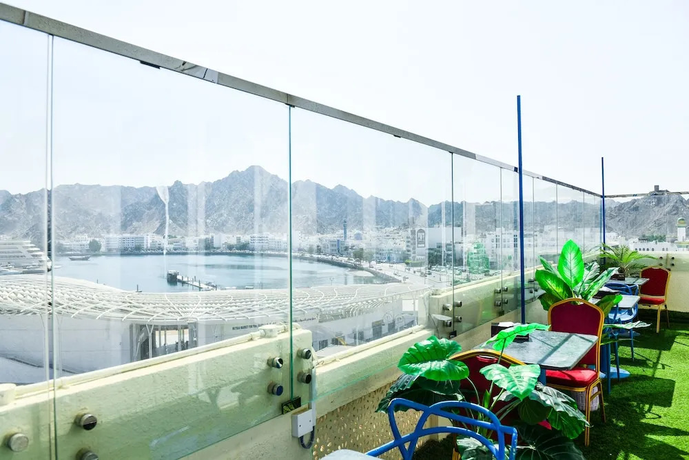 OYO 137 Marina Hotel