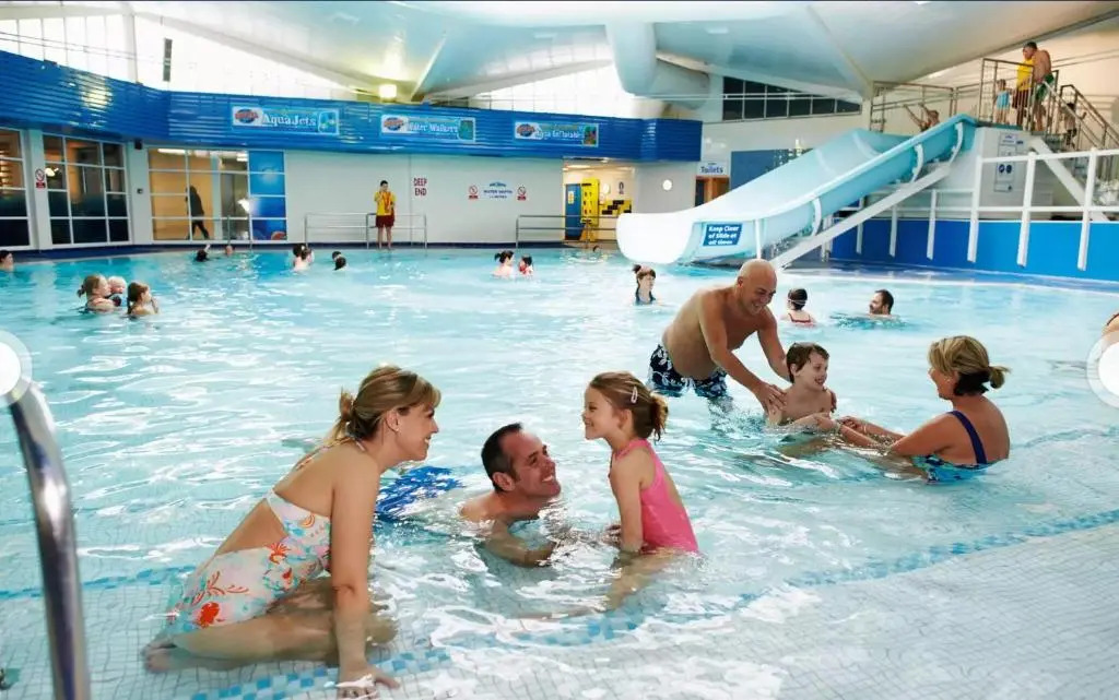 Family Seaside Retreat Private Stay at 5-Star Rockley Holiday Park Poole