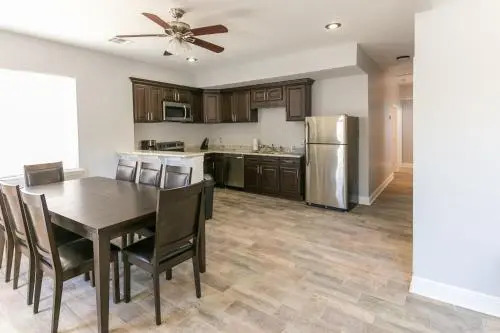 Lovely 3br Next To City Park