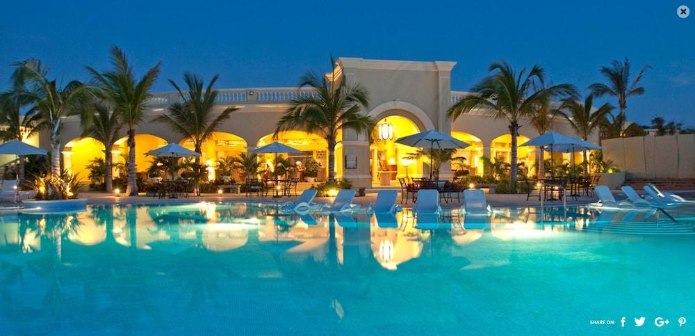 Pueblo Bonito Emerald Bay Resort & Spa - All Inclusive