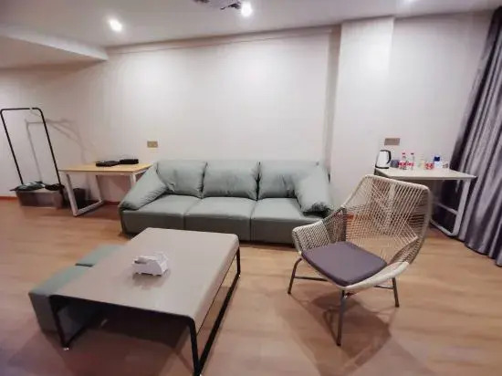 Z Hotel
