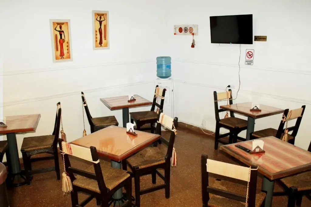Avenida Hotel