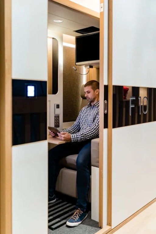 Sleepover Doha North Node, Gate C30