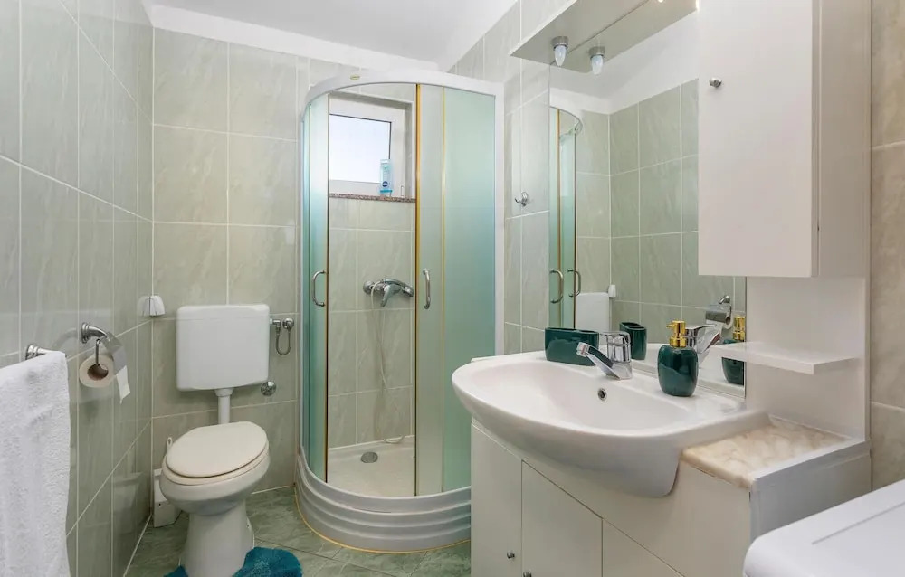 Stunning Home in Krk With Wifi and 2 Bedrooms