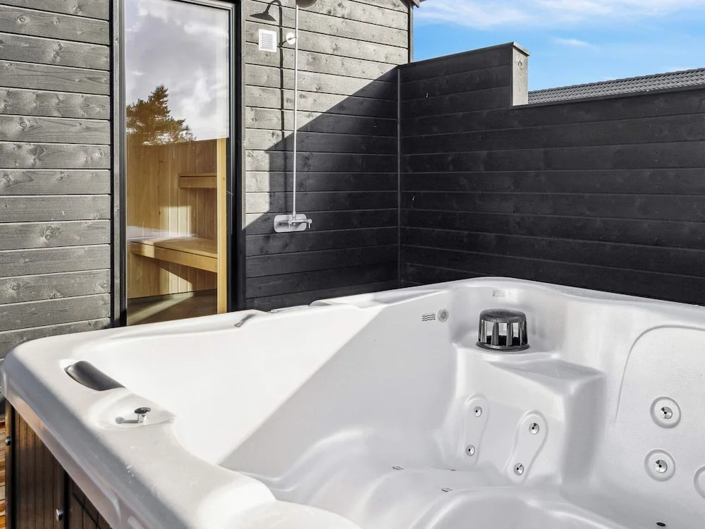 Luxury Villa with Pool - By Traum Ferienwohnungen