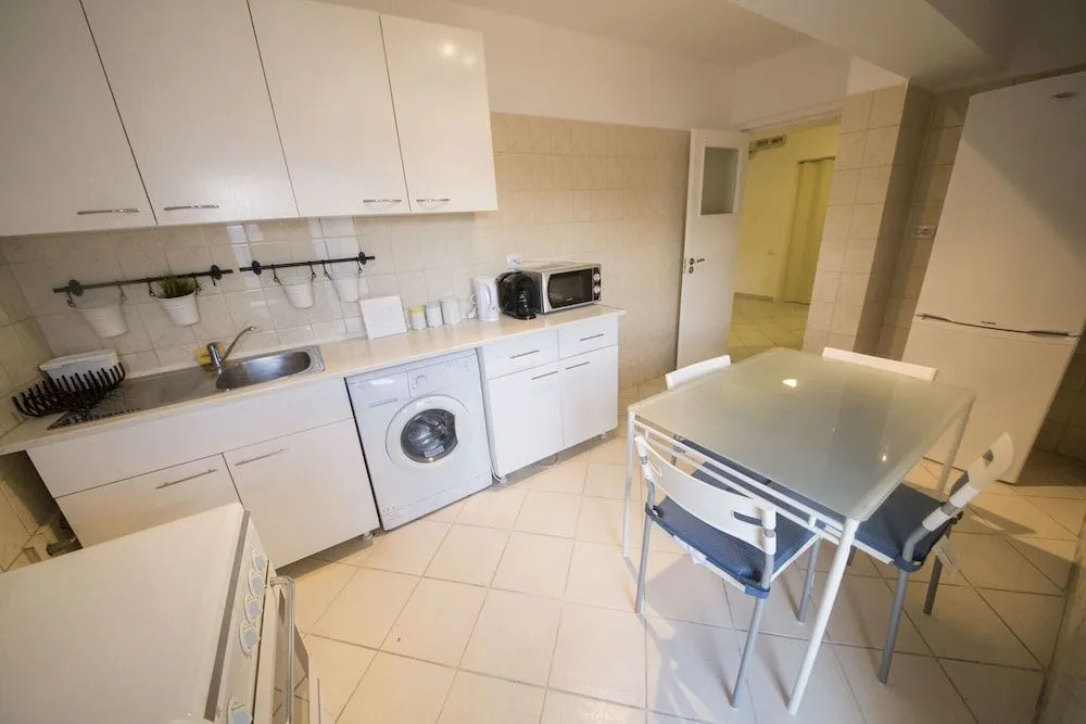 New Unirii Center Apartments by Olala Homes