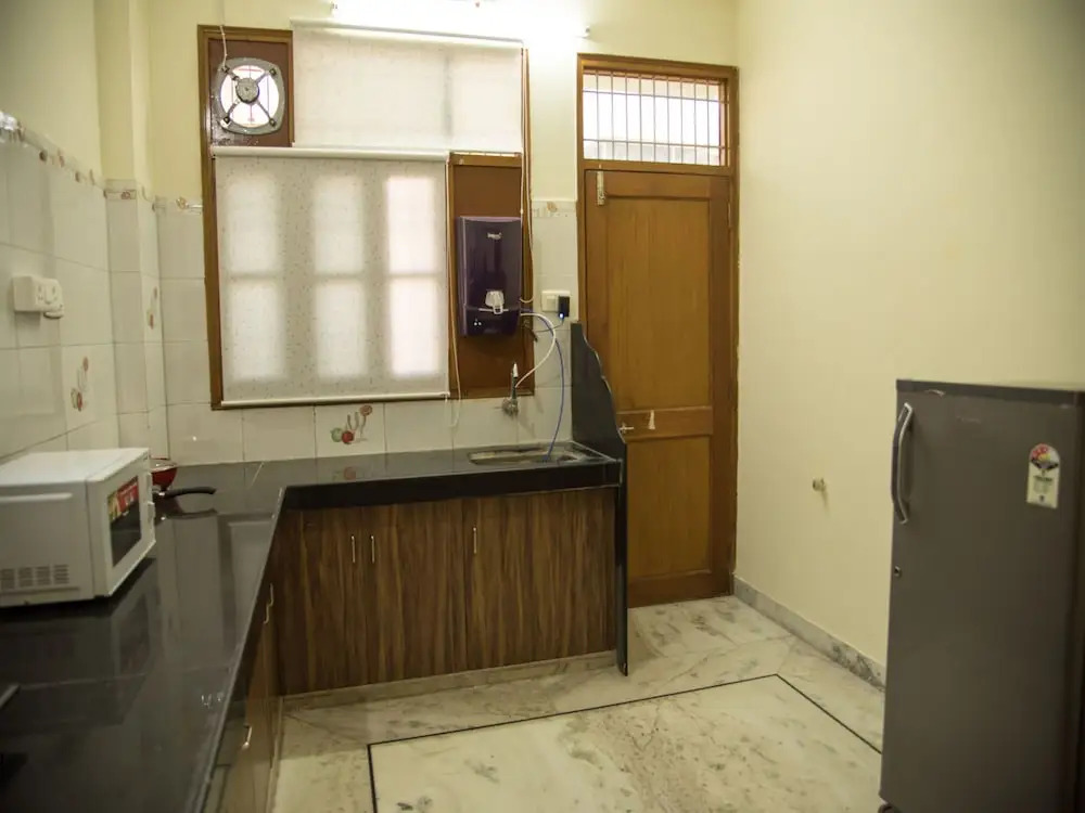 OYO 11933 Home Classic 3BHK near Geetanjali Hospital