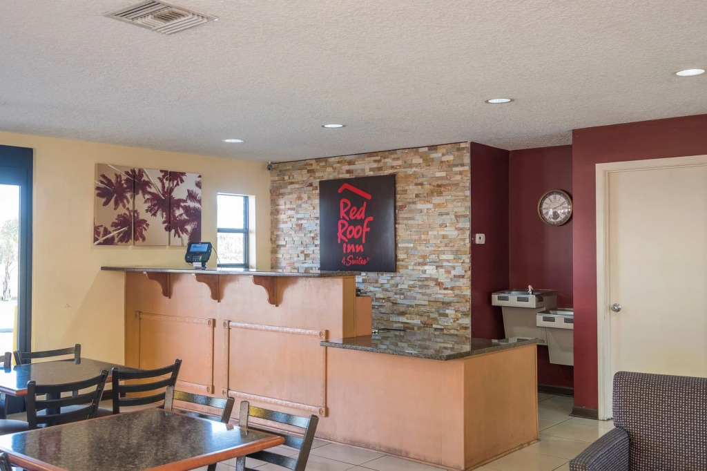 Red Roof Inn Baldwin