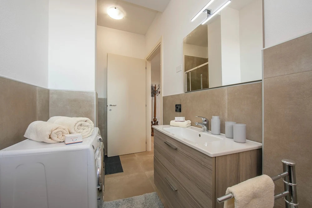 Villa Teresa Apt Lake Garda View - Happy Rentals