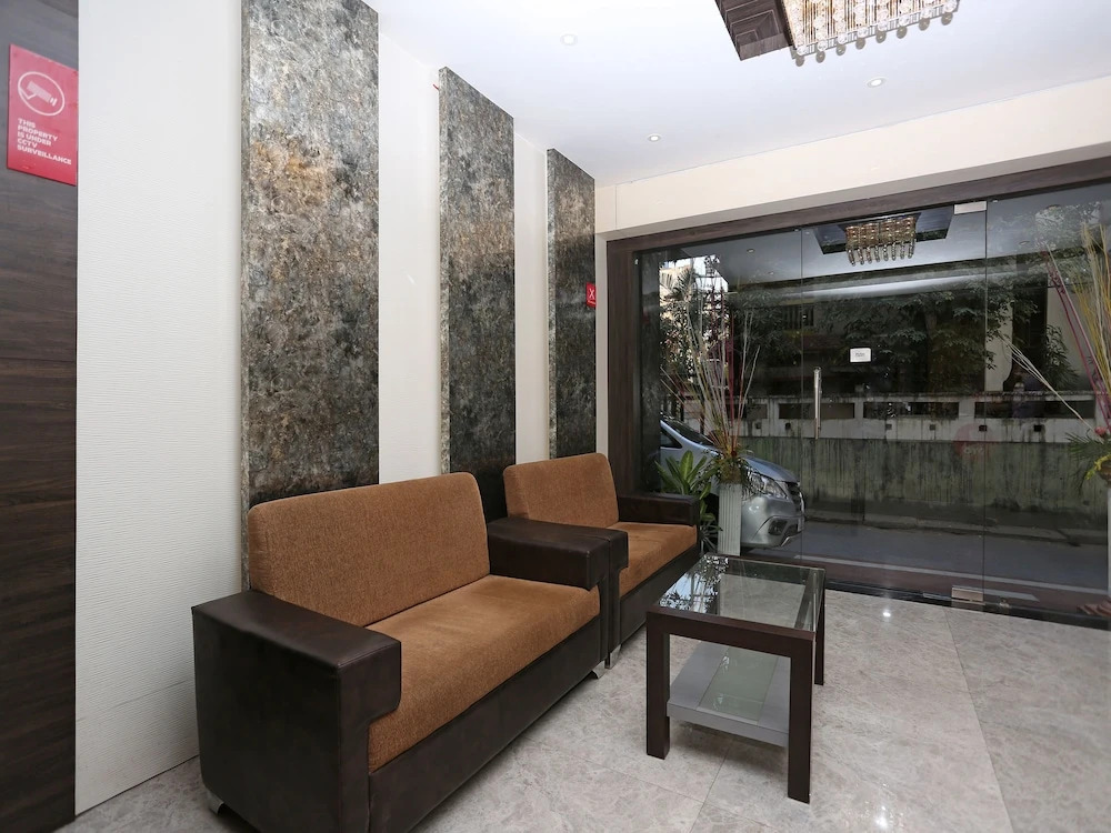 CAPITAL O 10292 Niharika Guest House