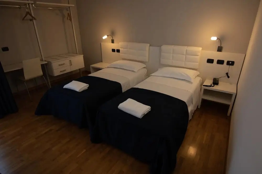 Master Hotel
