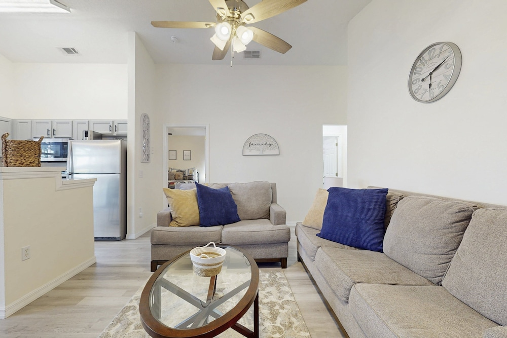 Radiant Retreat With Private Pool, On-site Golf, Board Games, AC, & W/D