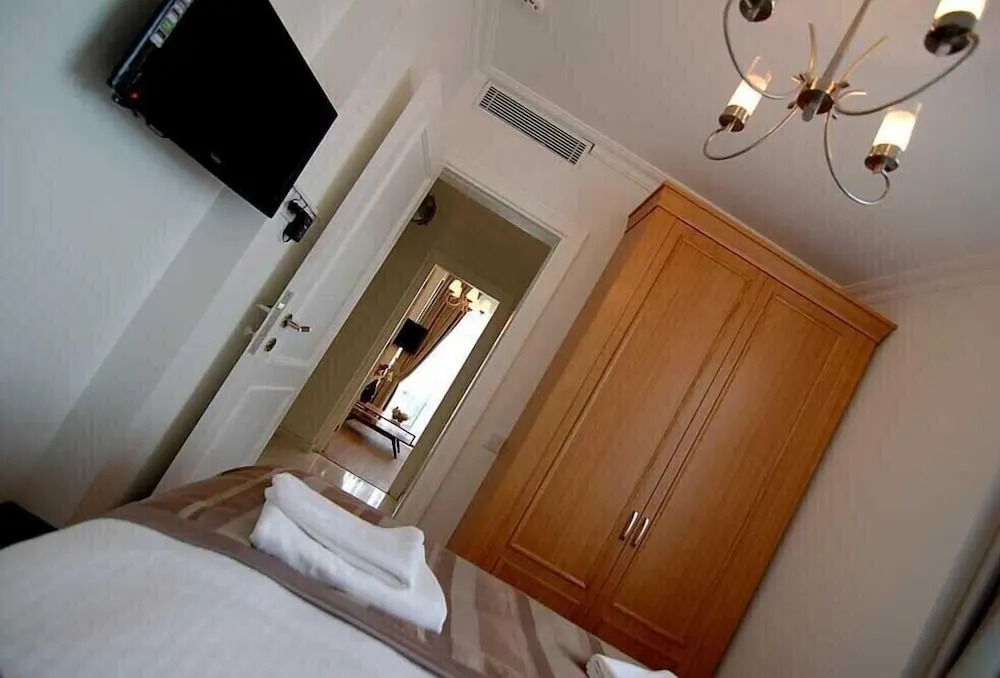 Mayer Cihangir Suites