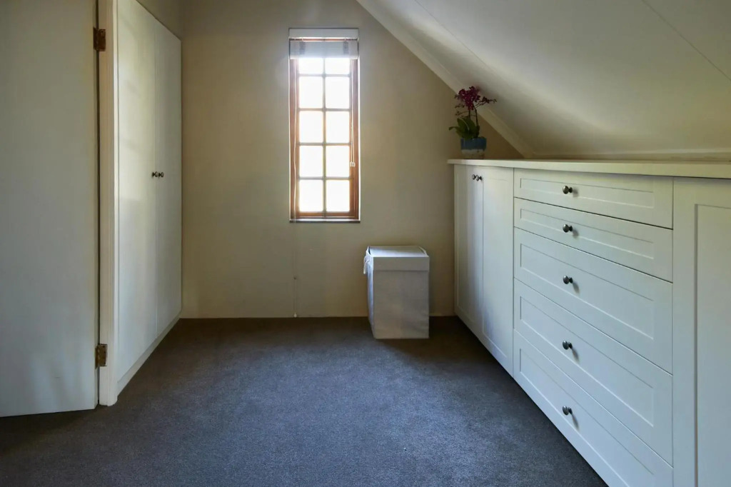 Luxurious & centrally located home away from home