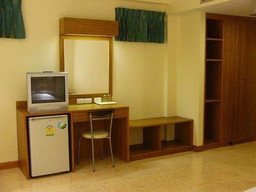 Sunwest Apartment