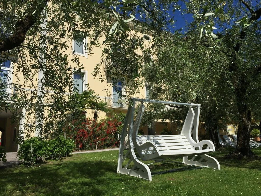 Aparthotel Englovacanze