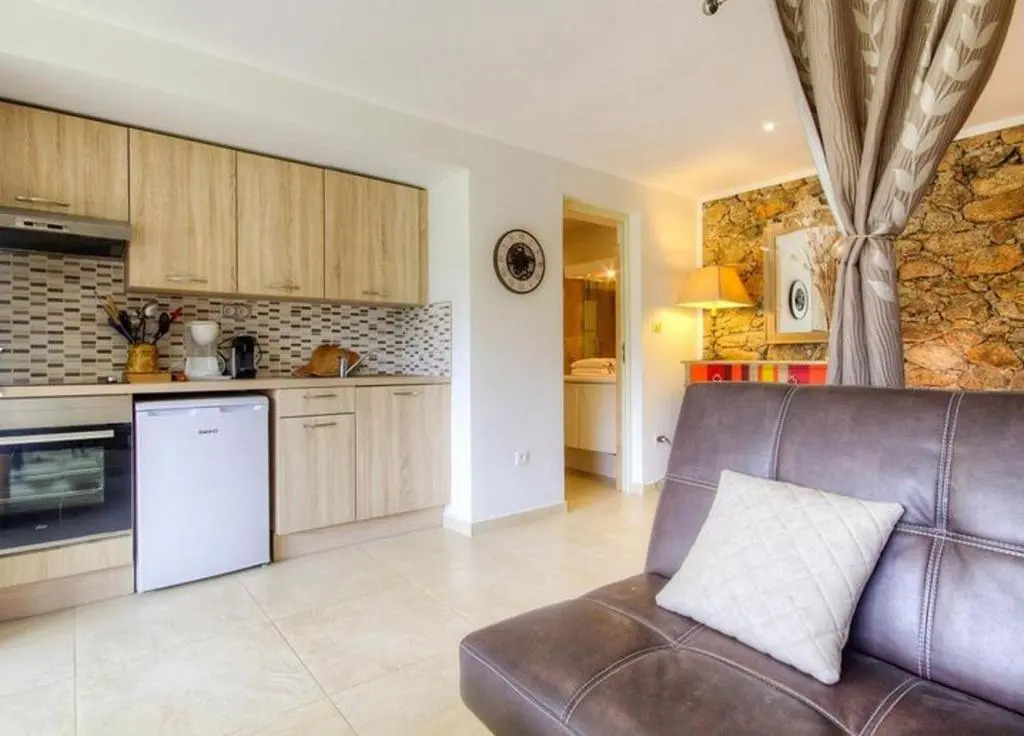 Studio avec jardin amenage et wifi a Moltifao