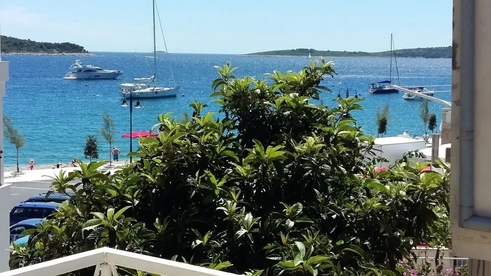 Mateo - 60m From sea - A2