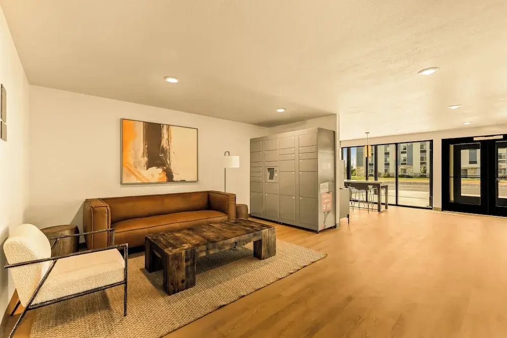 LivAway Suites Seattle- Renton