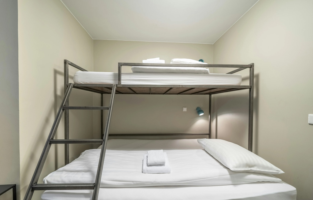 Loft - HI Eco Hostel