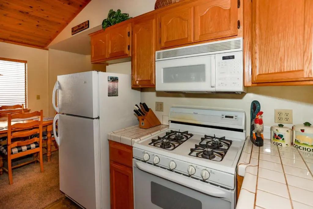Cozy Haven - 1966 by Big Bear Vacations