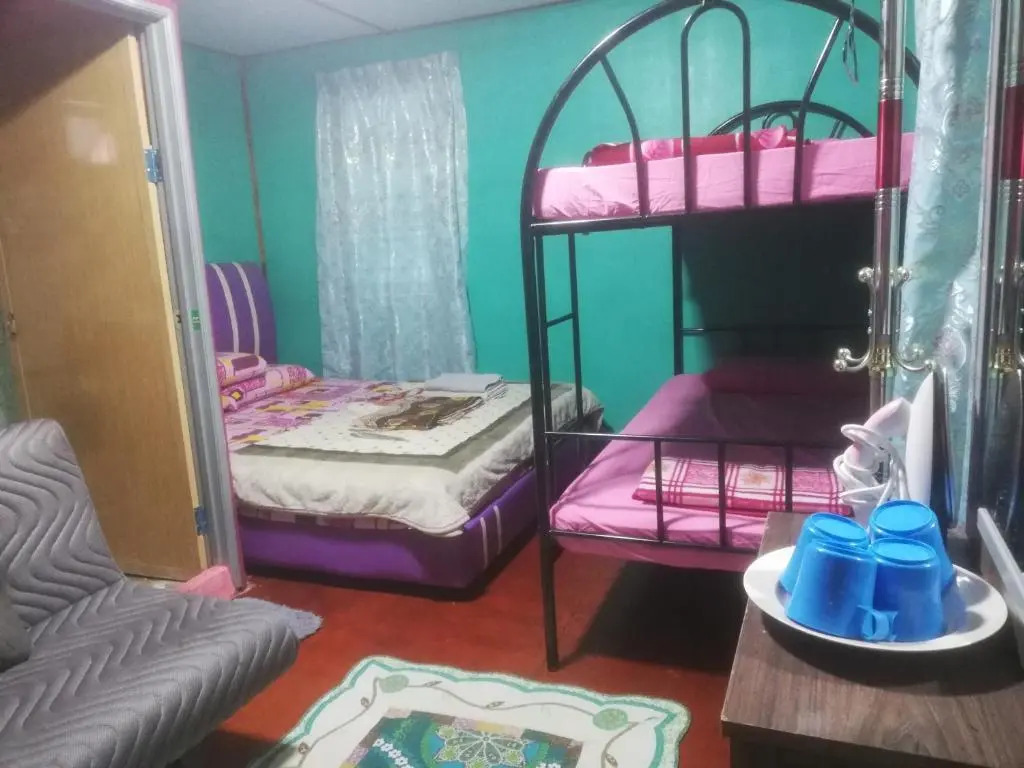 Strawberry Rest House Mesilou Kundasang