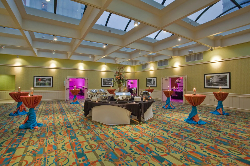 Holiday Inn & Suites Virginia Beach - North Beach by IHG
