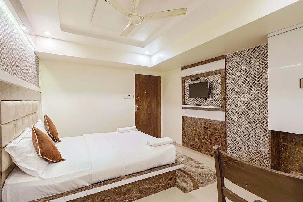 Hotel Kwality Inn by Naivedhya Veg Treat