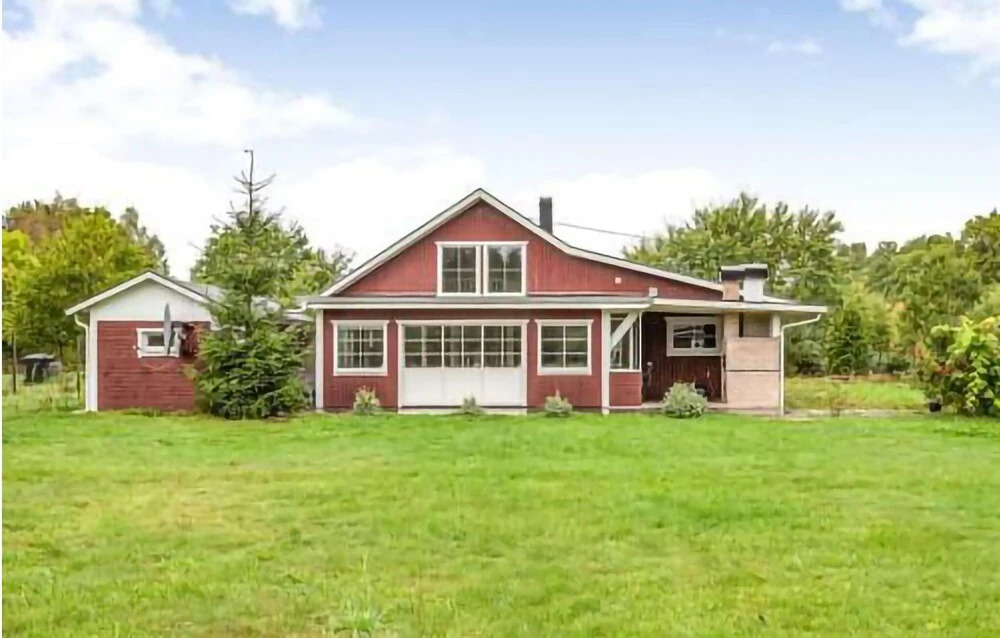Stunning Home in Tollarp With Jacuzzi, Sauna and 4 Bedrooms