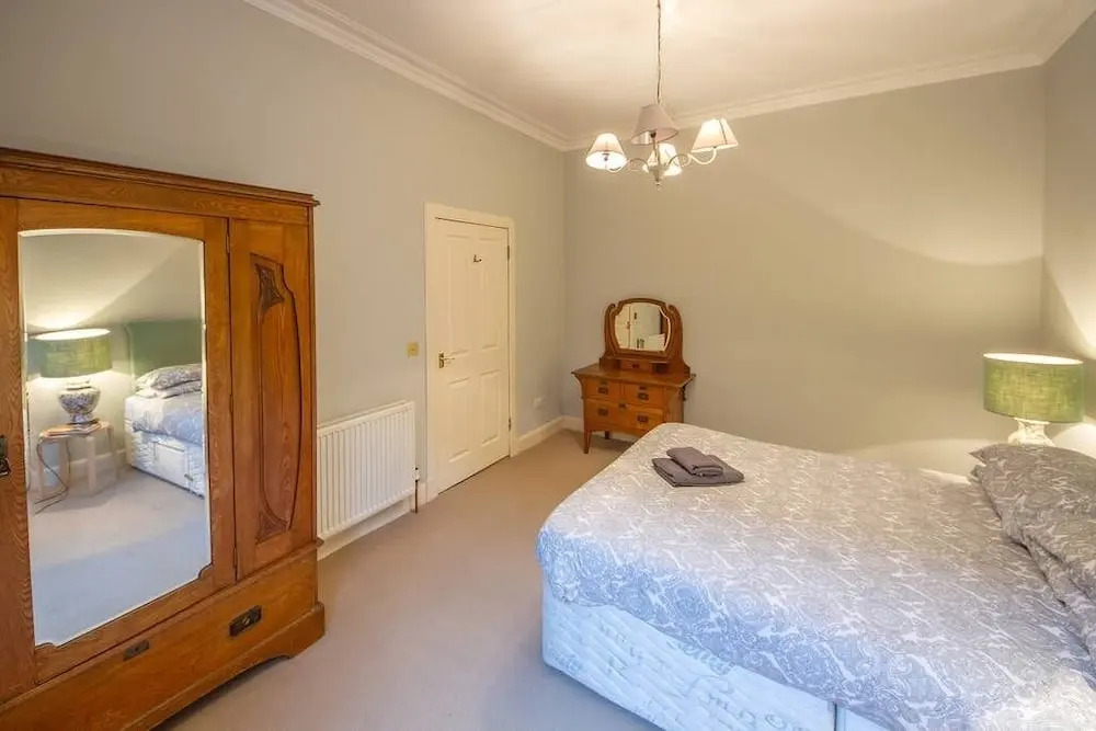 Cosy Modern Stockbridge Apartment