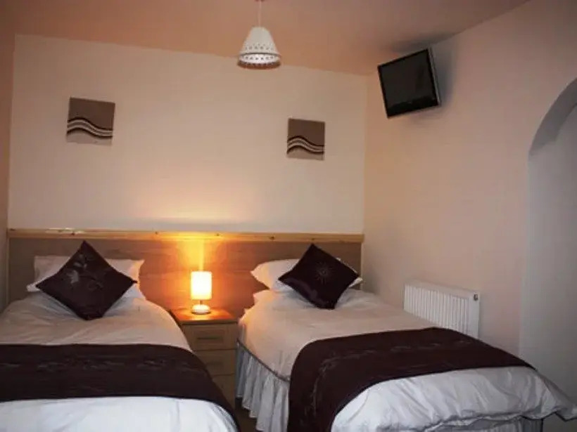 The Anvil Lodge