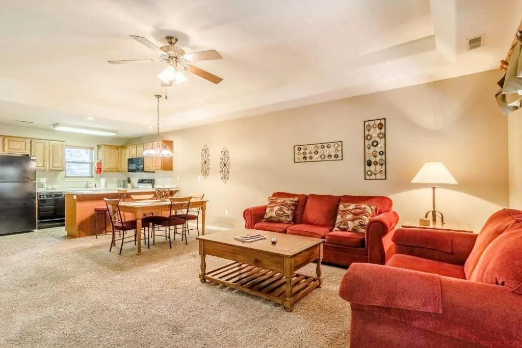 Pool Hot Tub Free Wi-Fi Close to Silver Dollar City SBCOA2