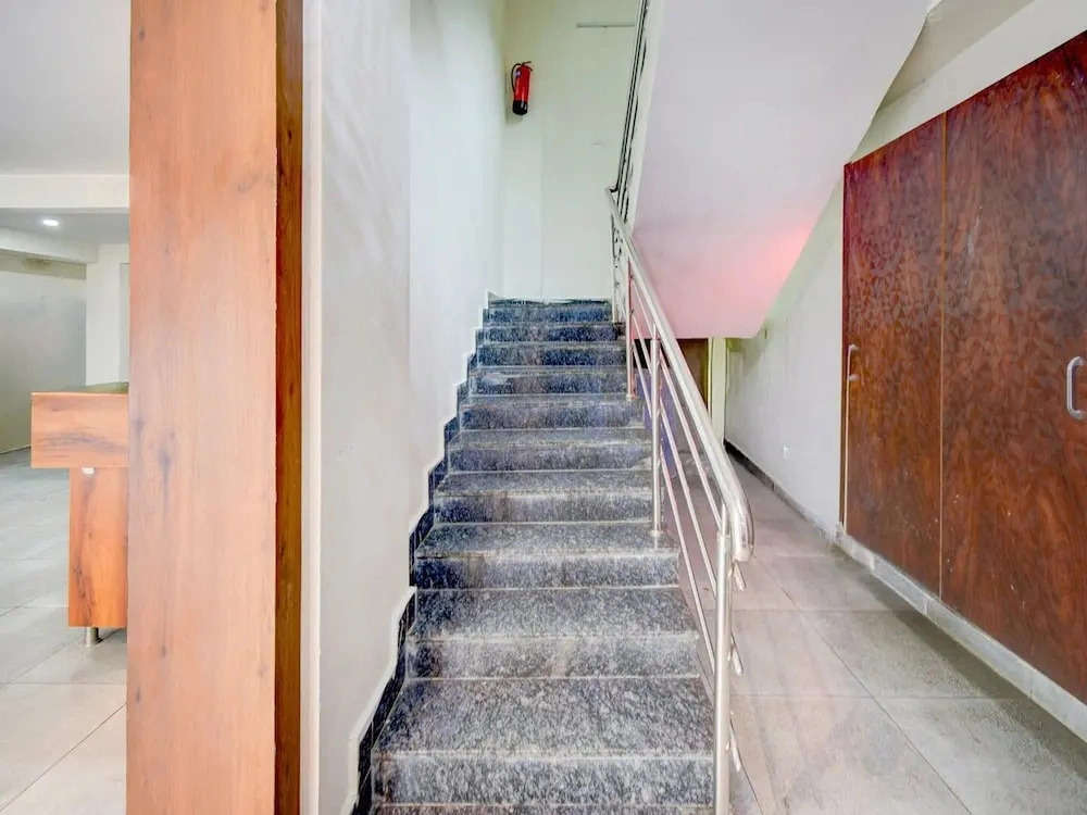 Hotel O Kakatiya Hills Shree Adithya Luxury