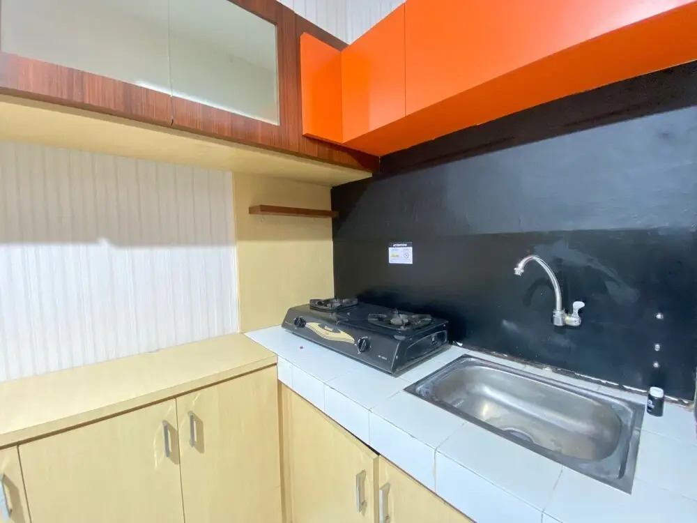 Stylish & Strategic 2BR at Gateway Ahmad Yani Cicadas Apartment near Mall
