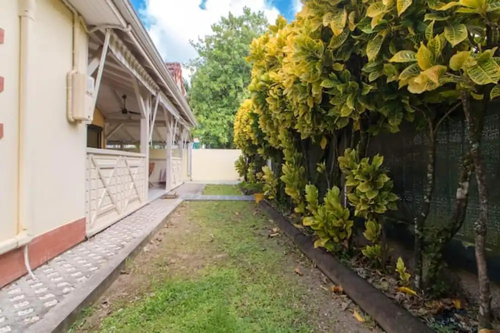 House with 3 Bedrooms in Les Trois-Îlets, with Enclosed Garden And Wifi - 200 M From the Beach