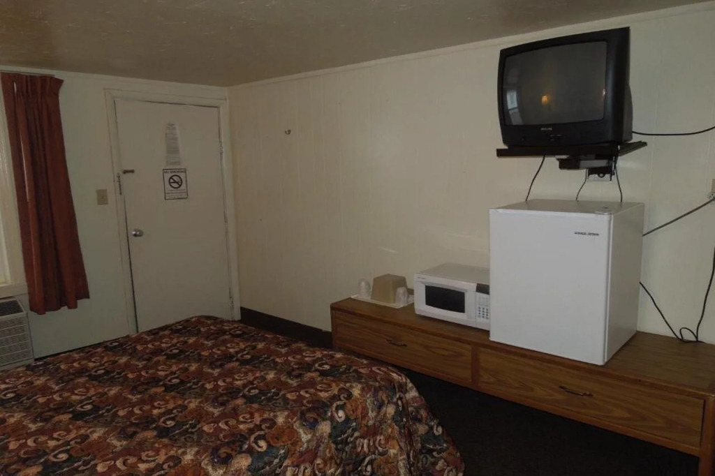 Value Inn Motel
