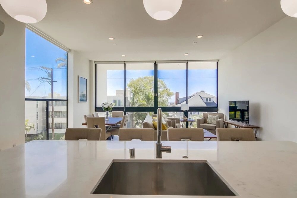 Luxury San Diego Loft wParking