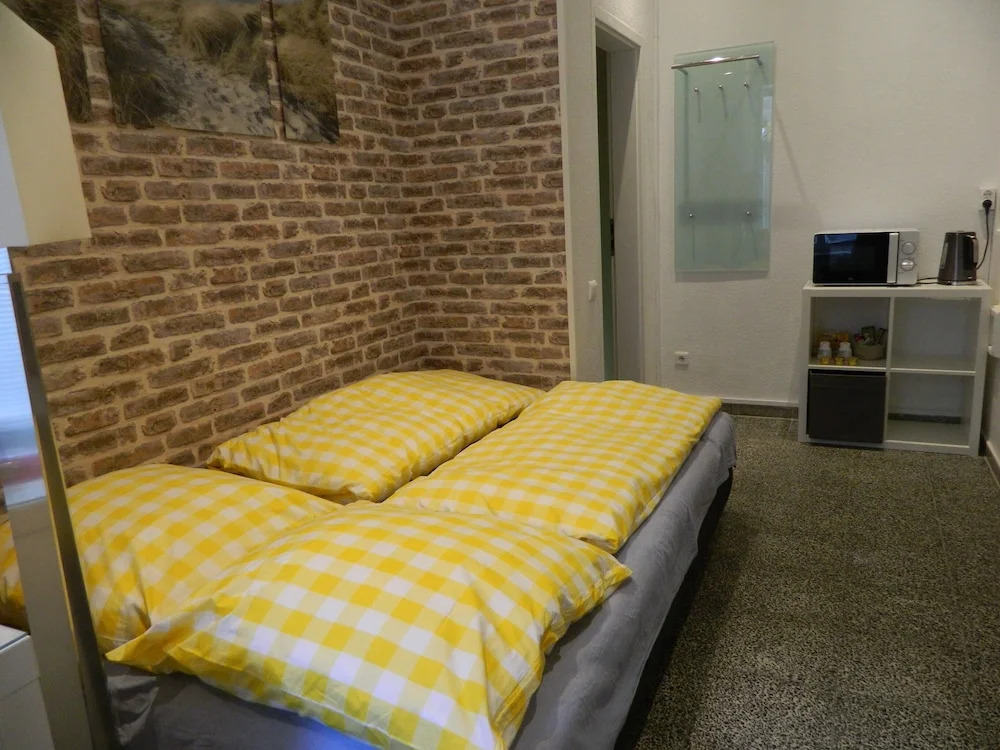 K&S Apartments