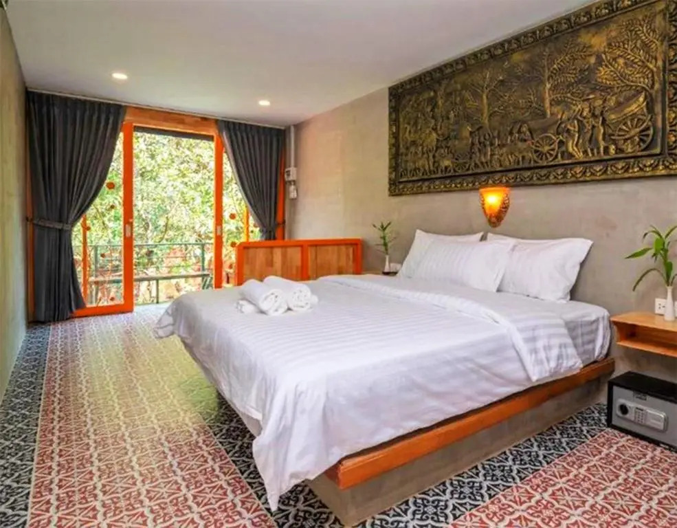 Private Garden Villa With Swimming Pool & kitchen