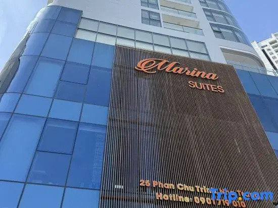 Center-Beach & Stadium View–2BR- 3 beds- Fast WiFi