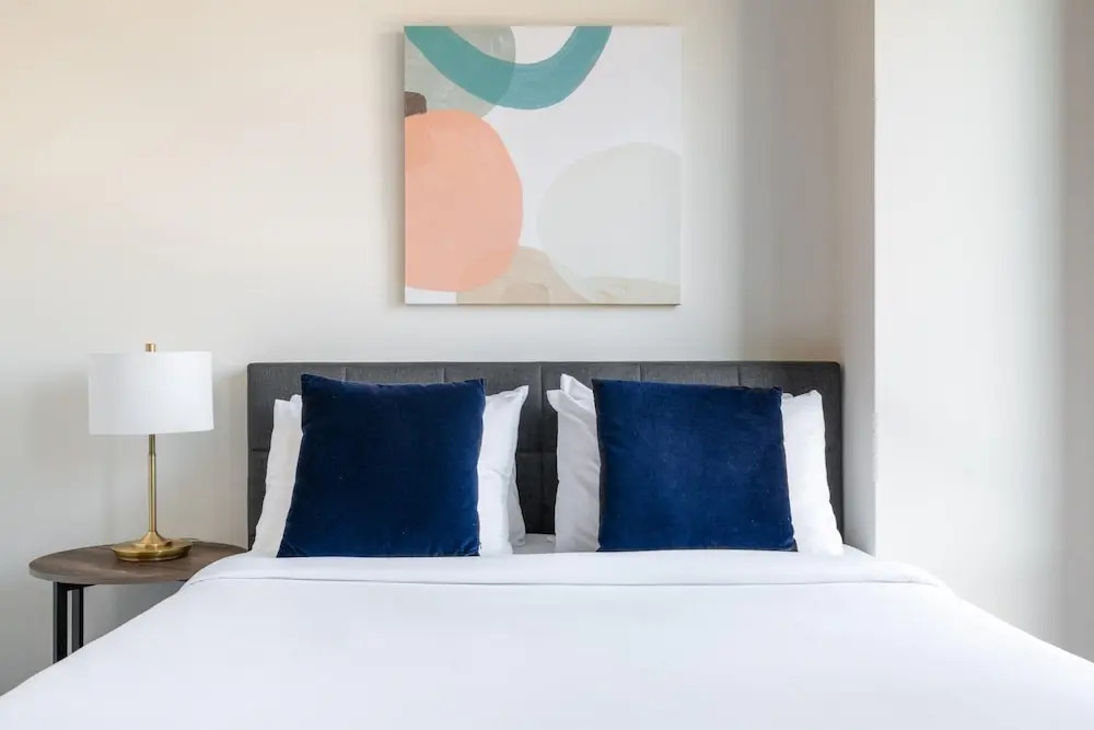 Kasa Comfy Studio Self Check-in Alexandria