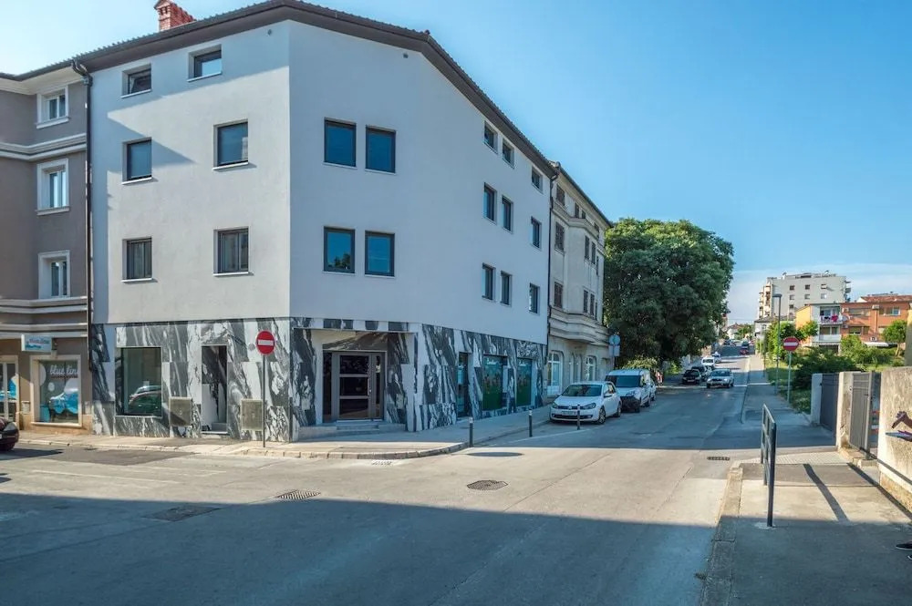 Exclusive Pula City Apartments
