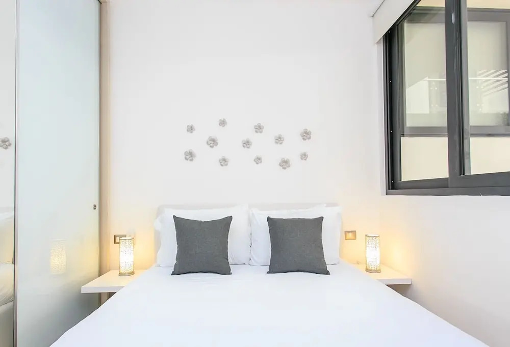 Menesse-2 Bedroom+Steps To The Ocean+Internet