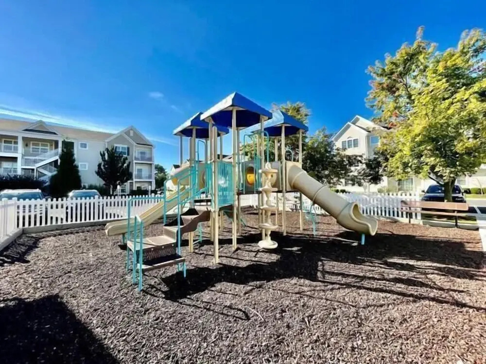 Gloucester Drive 41300