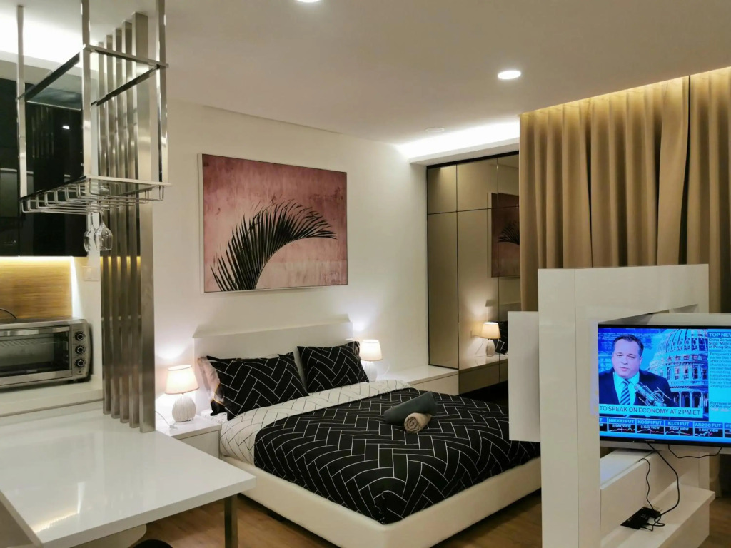 Apple 5 @ Menara Simfoni/Symphony Tower Free Wifi/Parking/TV Box/Nexflix
